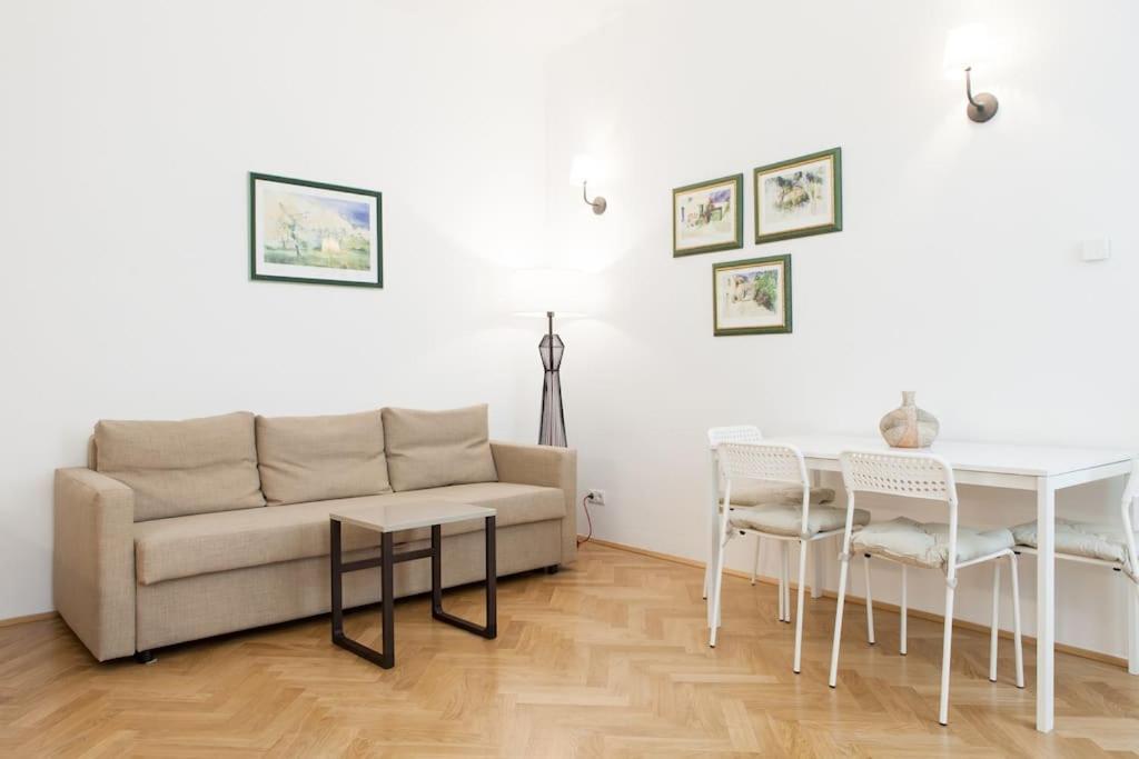 Vienna-flats Self Check-in Vídeň